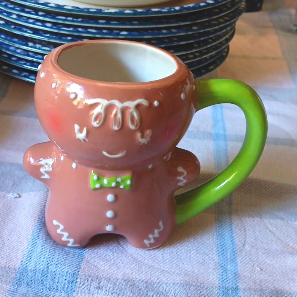 Gingerbread man mug made by Threshold.